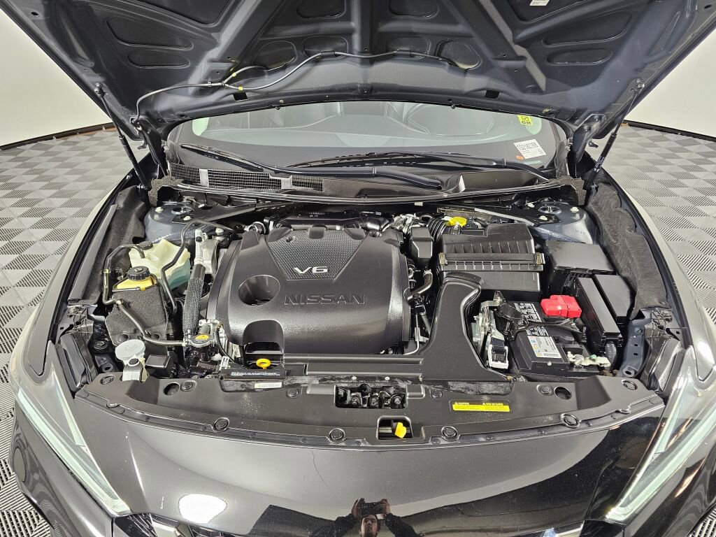 Used 2023 Nissan Maxima SV w/ Floor Mat Group image 9