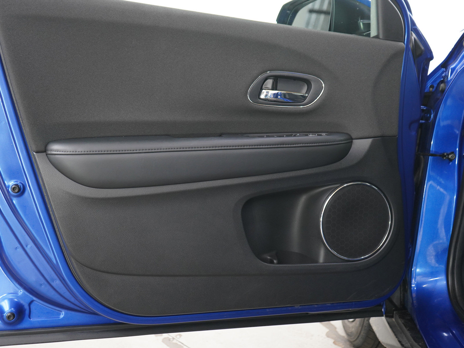 Used 2019 Honda HR-V EX image 18