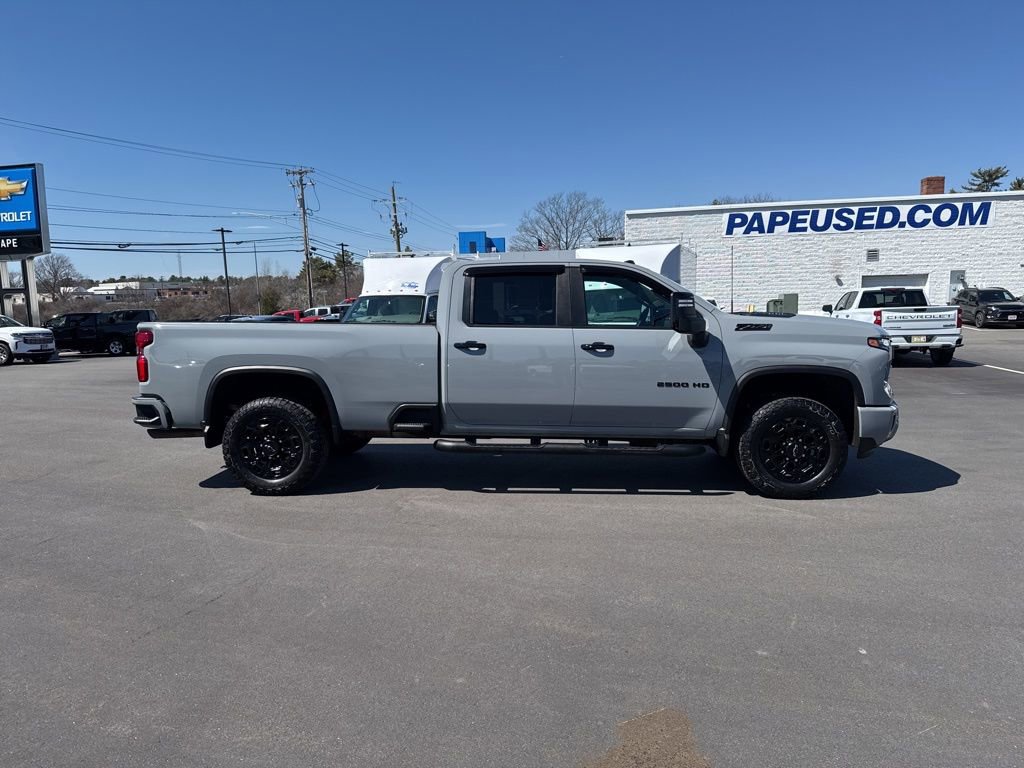 Used 2024 Chevrolet Silverado 2500 LT w/ Z71 Sport Edition image 3