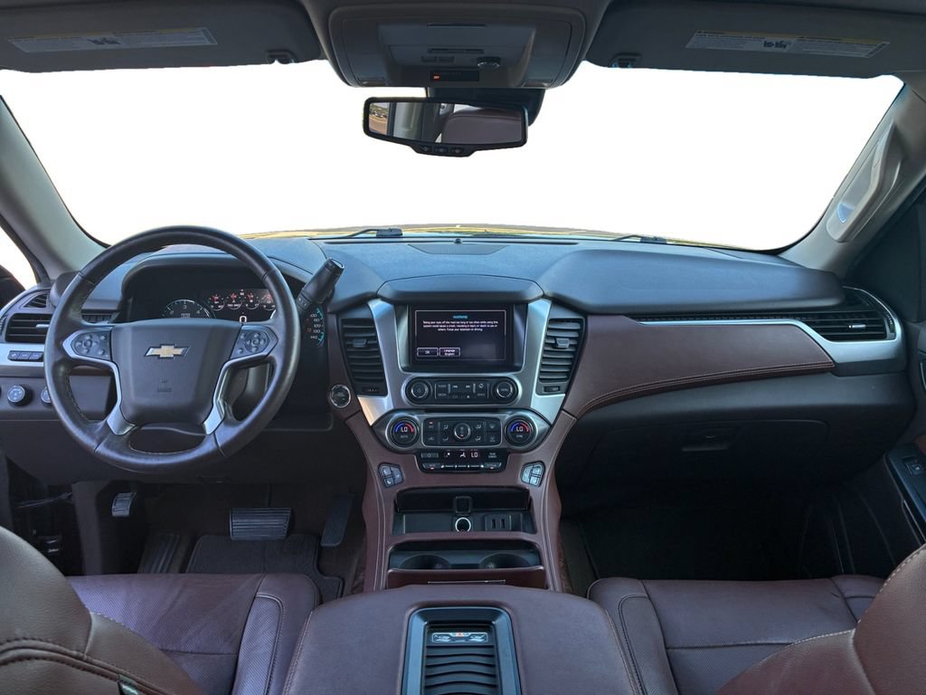 Used 2017 Chevrolet Suburban Premier AWD/4WD image 10