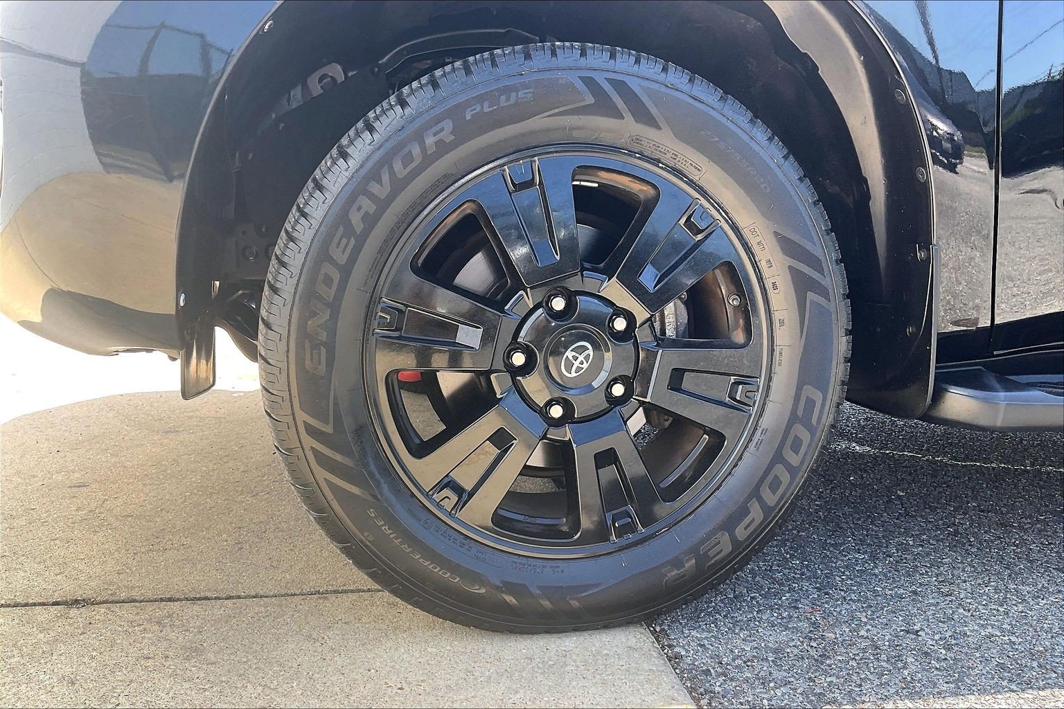 Used 2019 Toyota Sequoia TRD Sport w/ TRD Sport Premium Package AWD/4WD image 11