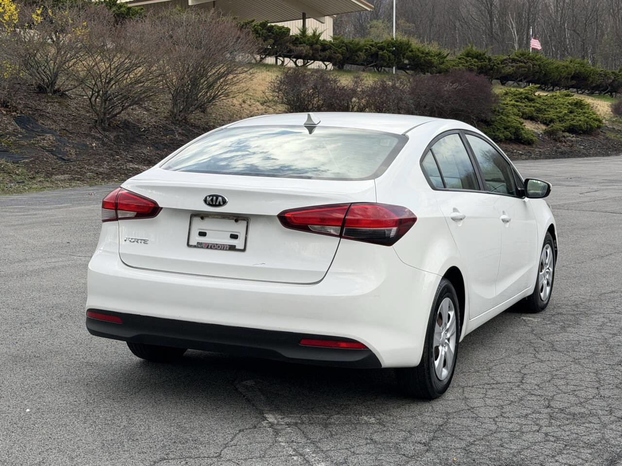 Used 2018 Kia Forte LX image 5