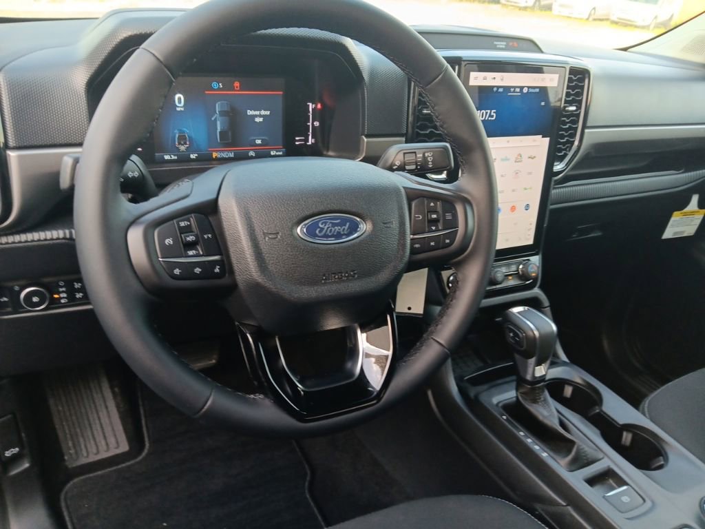 Used 2025 Ford Ranger XLT w/ Equipment Group 301A High AWD/4WD image 12