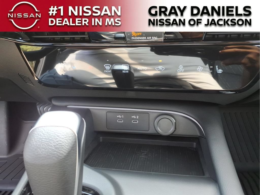 New 2026 Nissan Sentra SV w/ SV Convenience Package FWD image 18