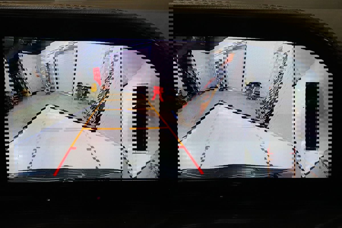 Used 2024 Cadillac Escalade Sport w/ Touring Package image 21