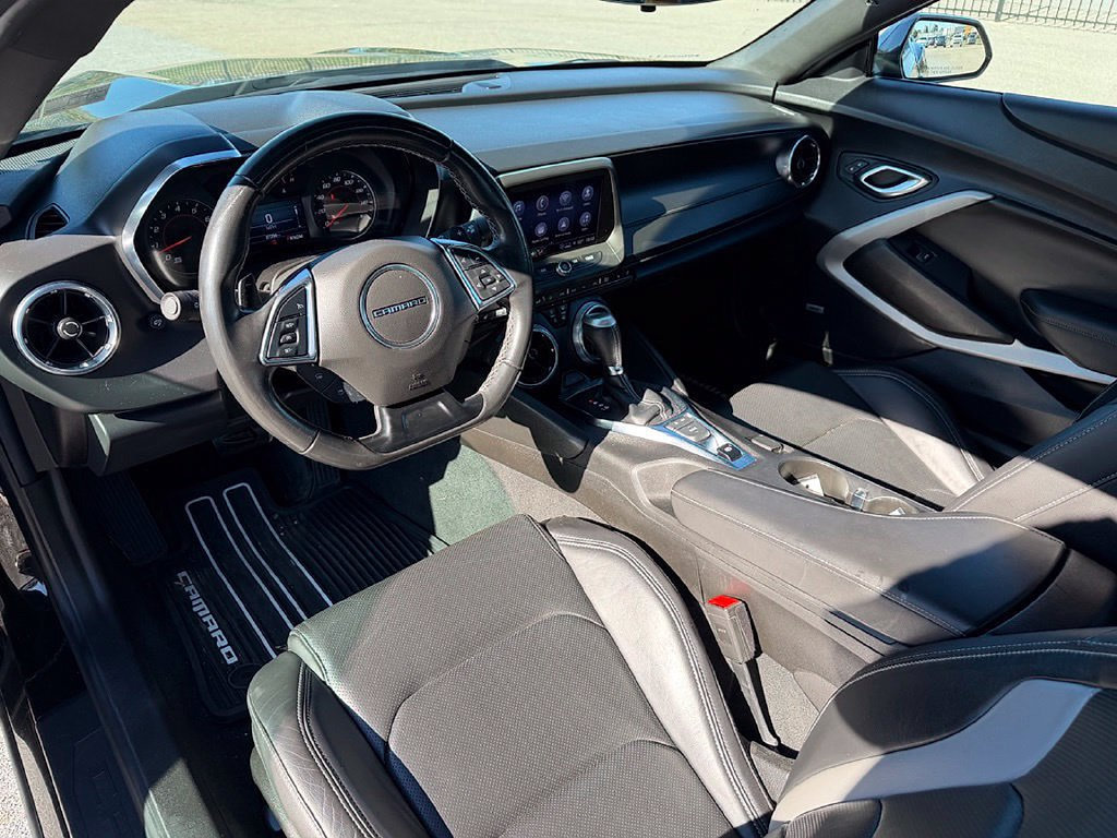 Used 2023 Chevrolet Camaro LT RWD image 12