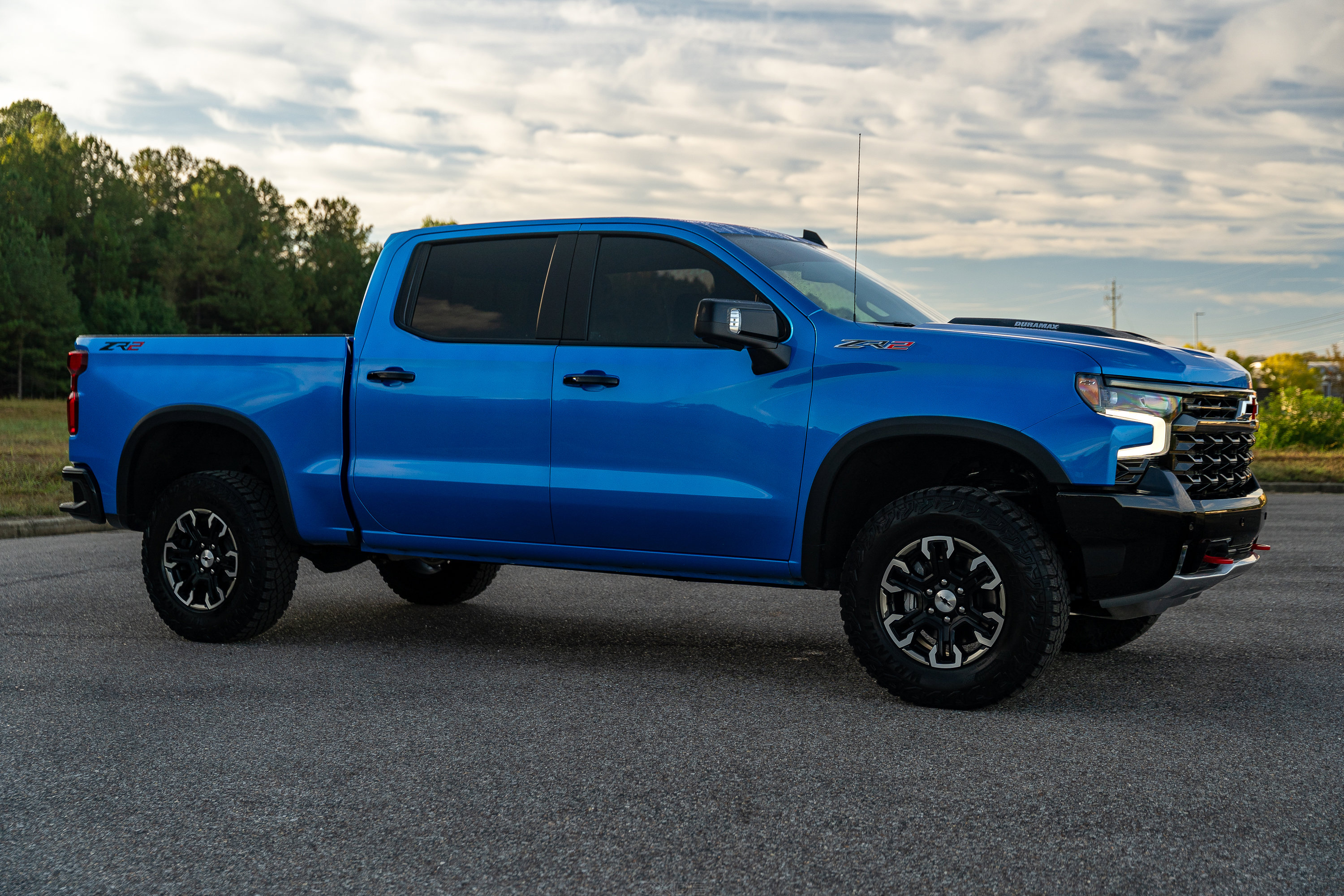 Used 2025 Chevrolet Silverado 1500 ZR2 AWD/4WD image 11