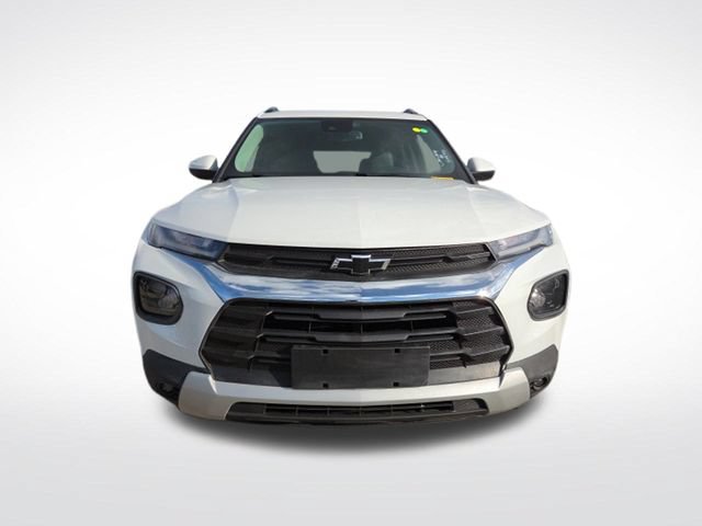Used 2021 Chevrolet TrailBlazer LT w/ Premium Seating Package FWD image 2