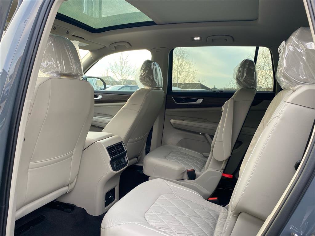 New 2026 Volkswagen Atlas SEL Premium R-Line image 14