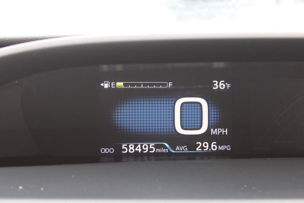 Used 2020 Toyota Prius LE image 35