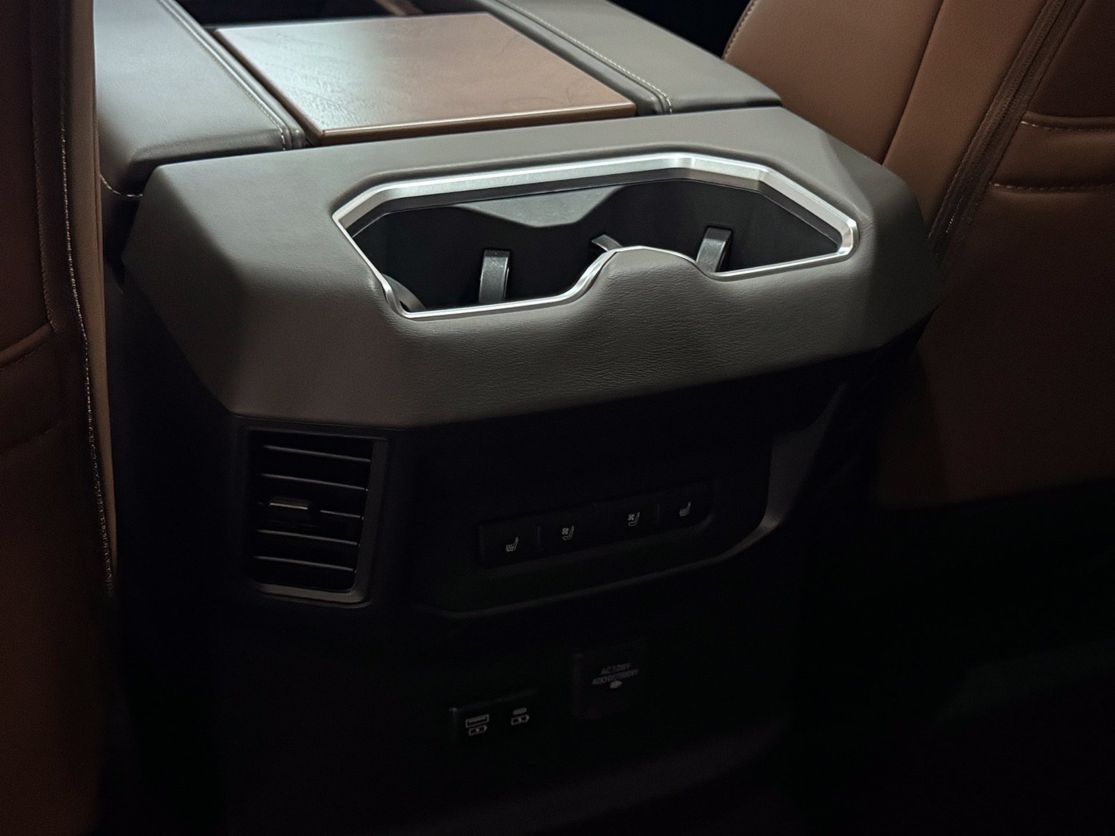 New 2025 Toyota Tundra 1794 Edition AWD/4WD image 39