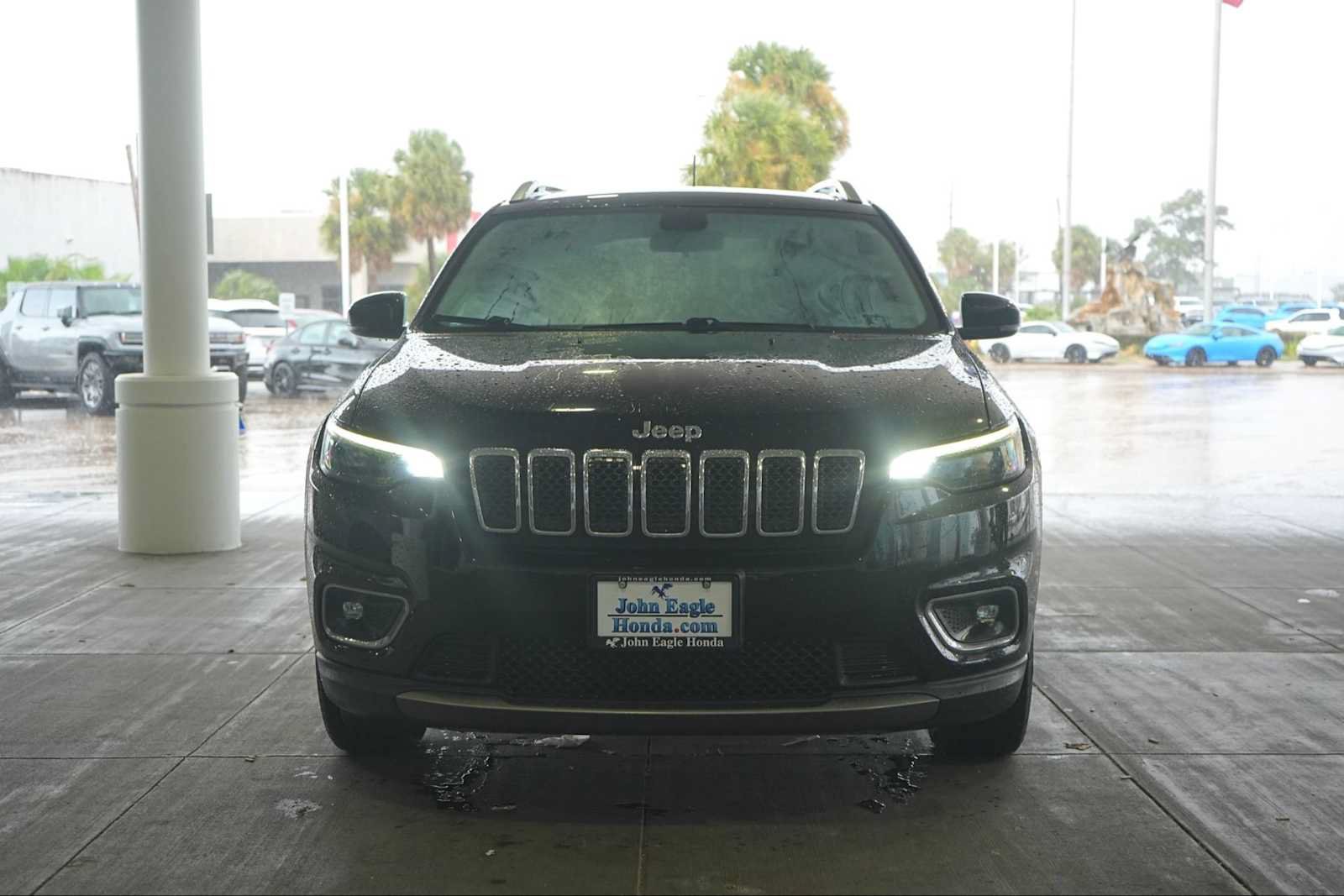 Used 2019 Jeep Cherokee Limited FWD image 6