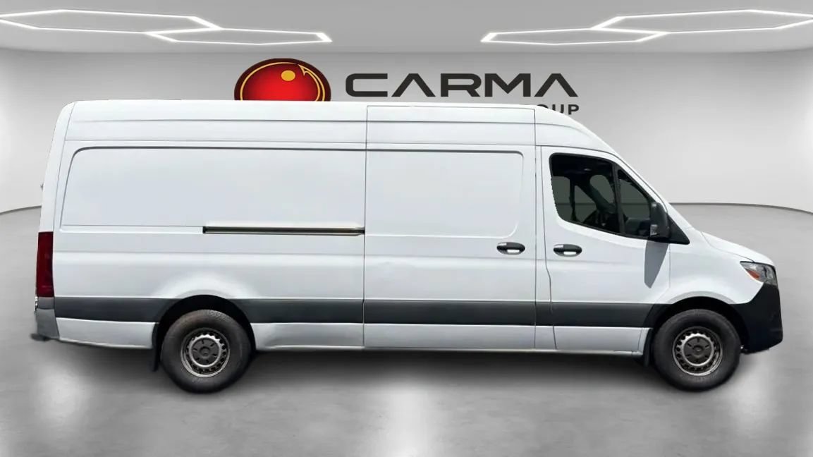 Used 2021 Mercedes-Benz Sprinter 2500 image 6