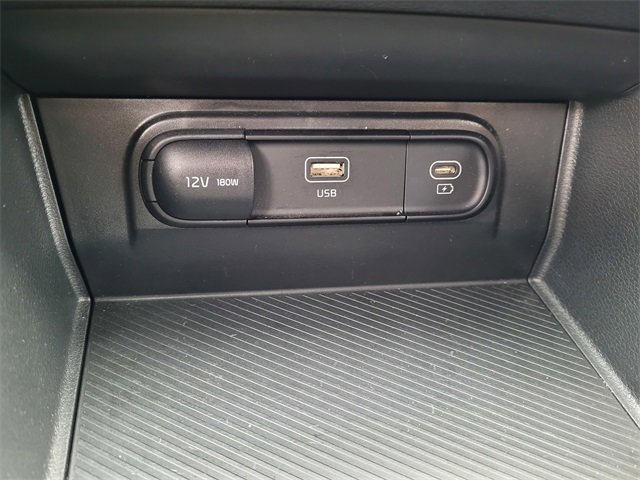Used 2024 Kia Sportage LX image 19
