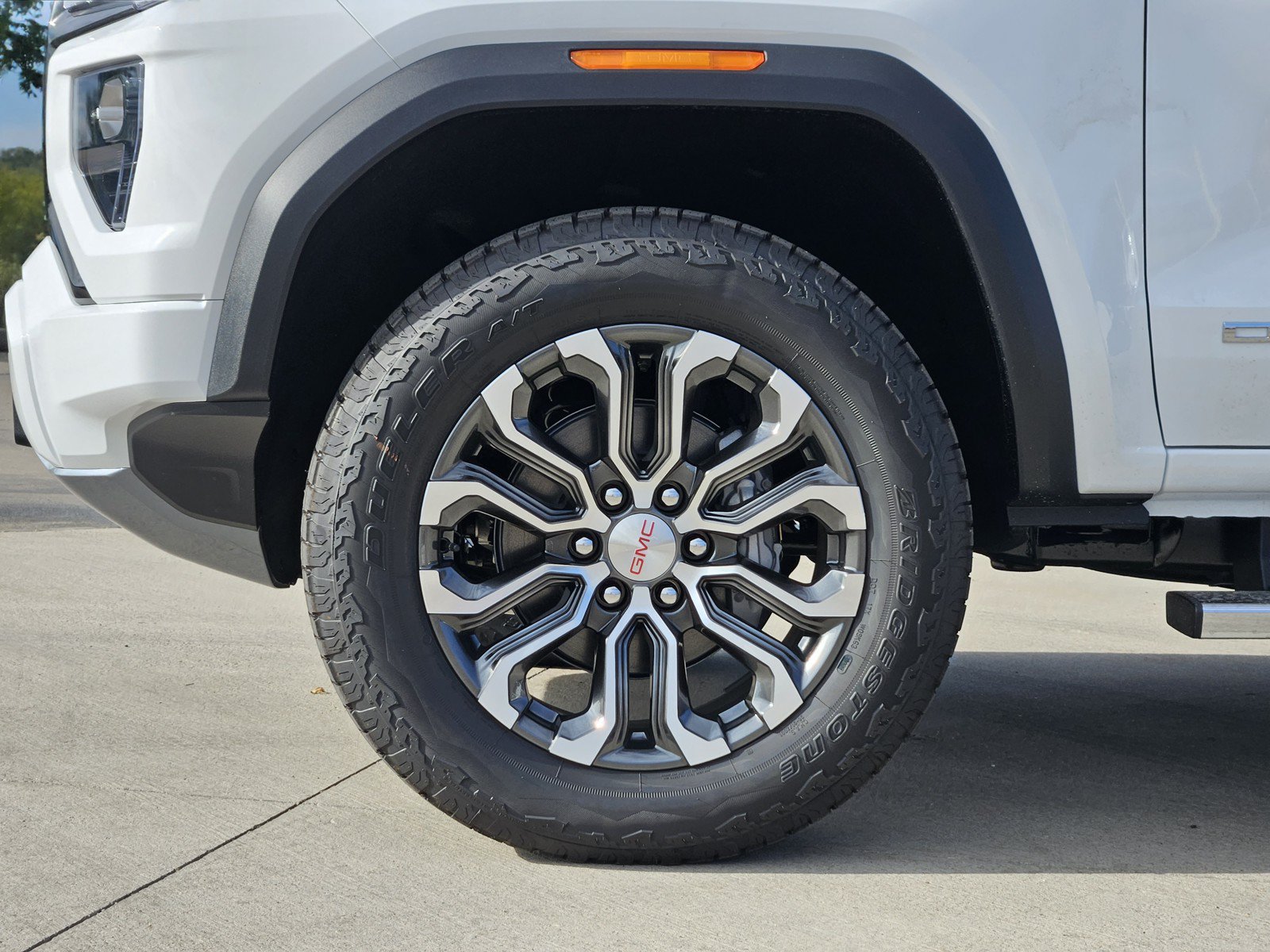 New 2026 GMC Canyon Denali AWD/4WD image 7