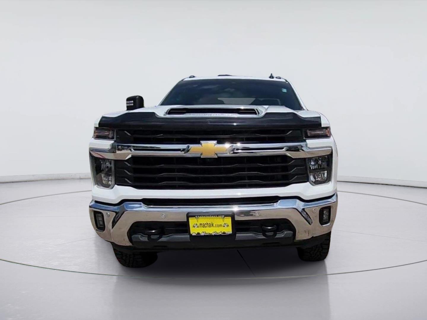 Used 2025 Chevrolet Silverado 2500 LT w/ Texas Edition AWD/4WD image 3