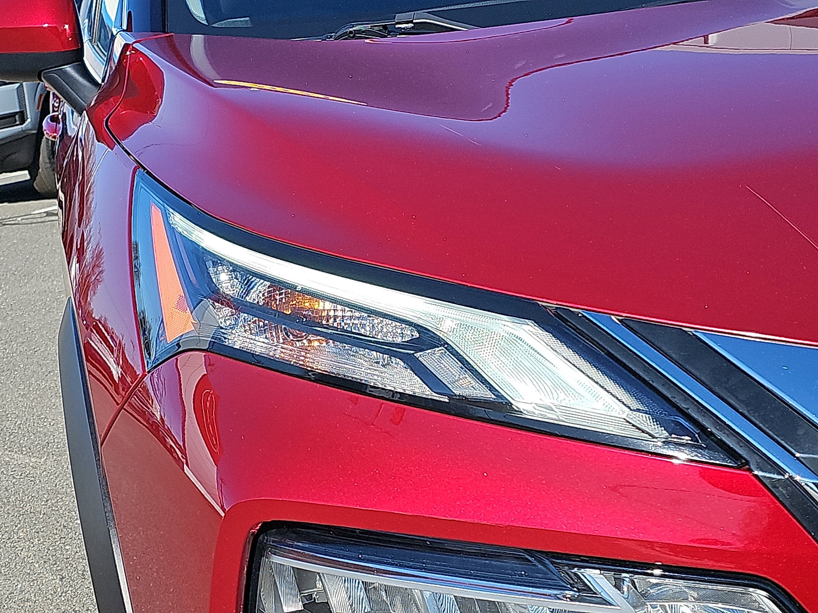 Used 2021 Nissan Rogue SV image 9