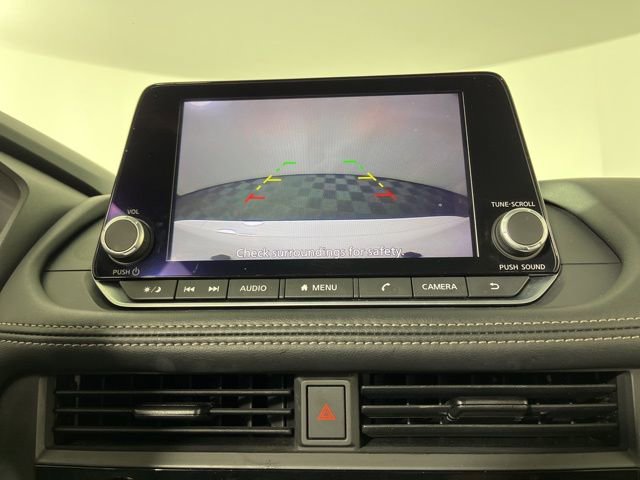 Used 2024 Nissan Rogue S image 26