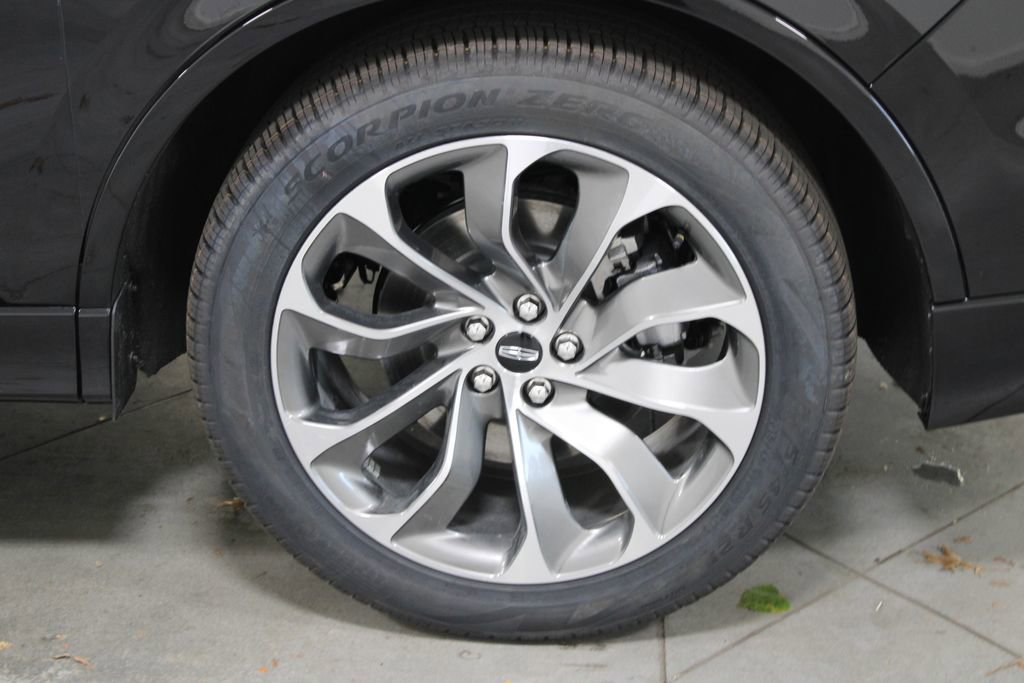 New 2026 Lincoln Aviator 2WD image 17