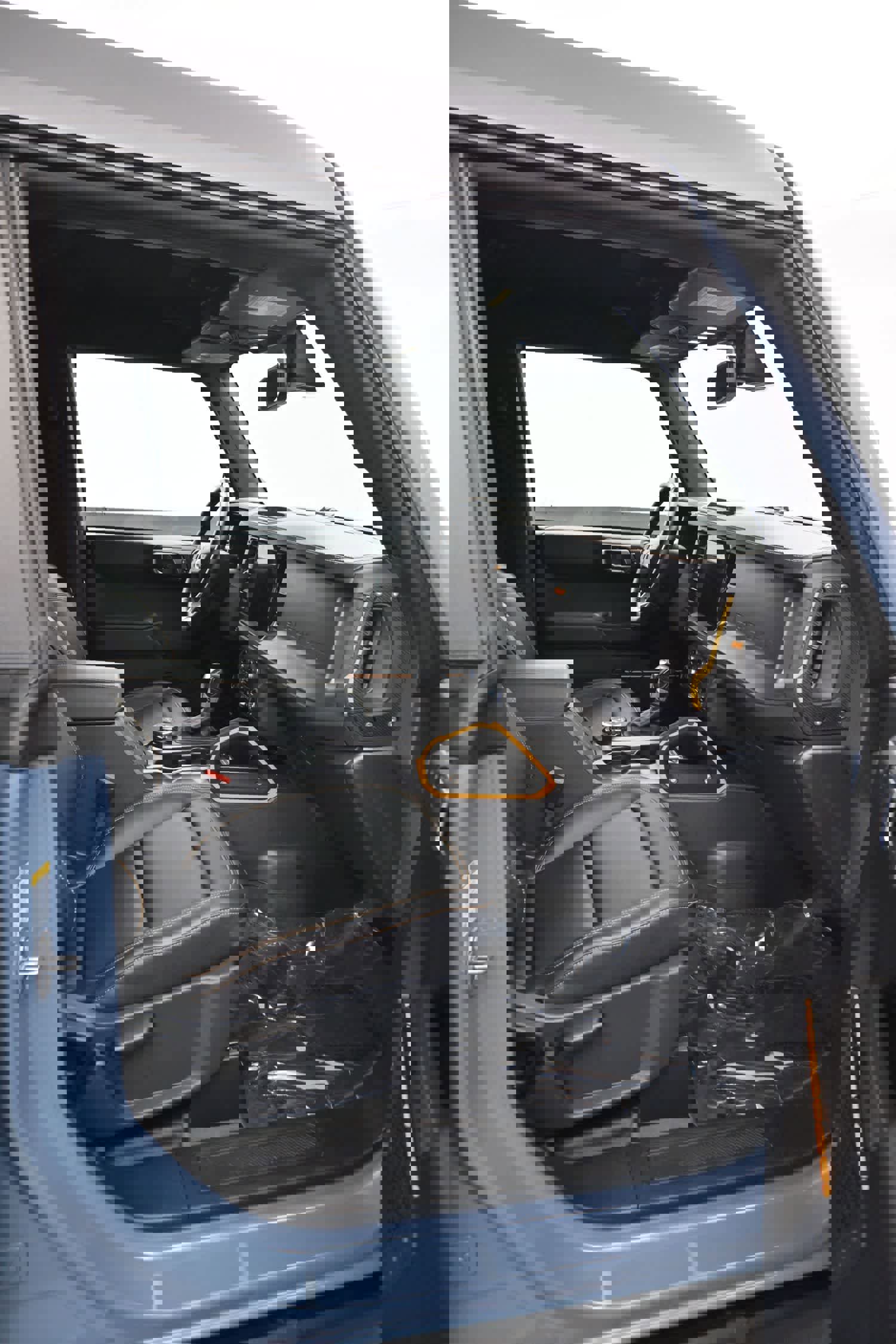 Used 2024 Ford Bronco Badlands image 12