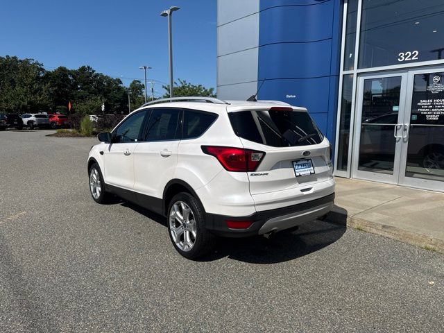 Used 2019 Ford Escape Titanium FWD image 3