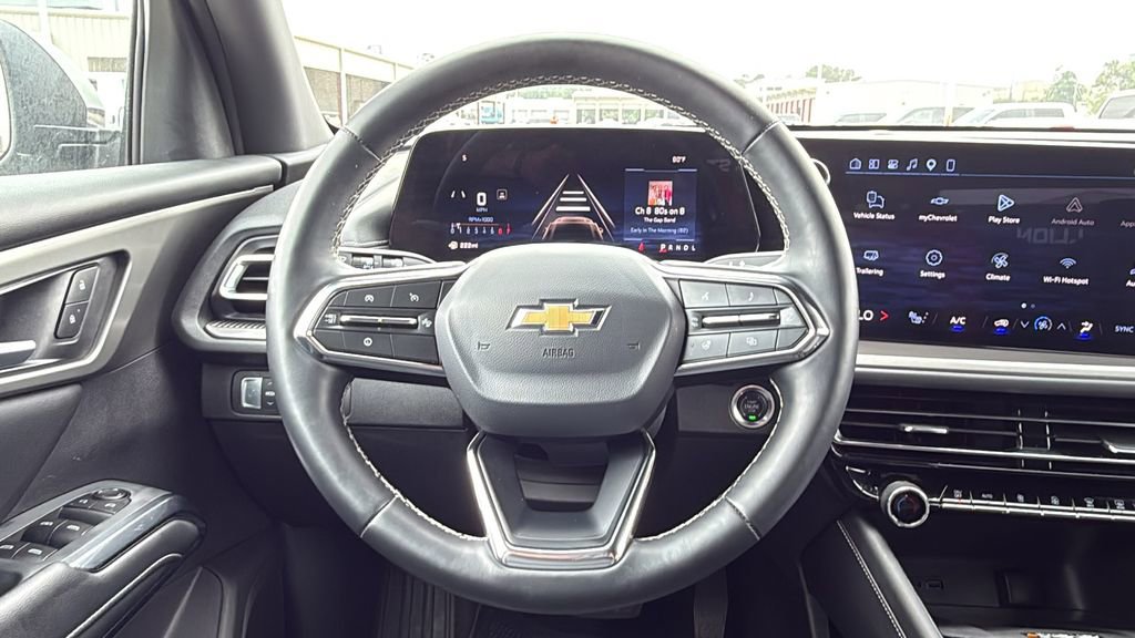 Used 2026 Chevrolet Traverse LT FWD image 20