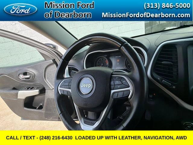 Used 2018 Jeep Cherokee Overland AWD/4WD image 31