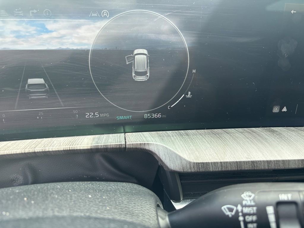 Used 2023 Kia Telluride SX FWD image 2