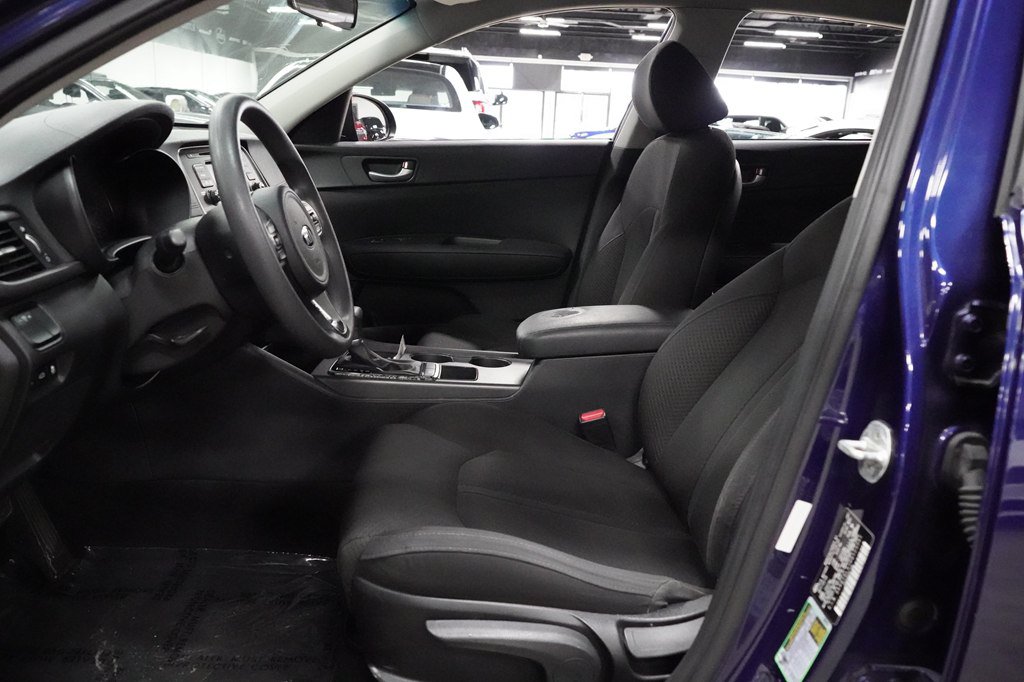 Used 2017 Kia Optima LX FWD image 11