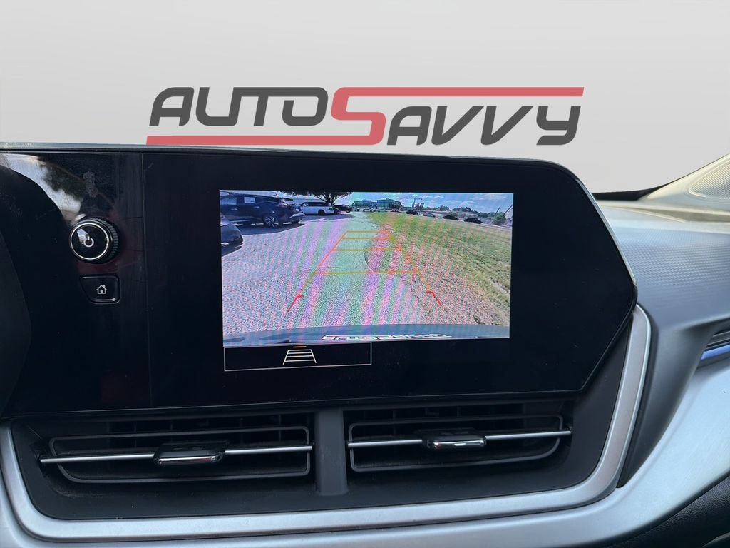 Used 2025 Chevrolet Trax LS FWD image 14