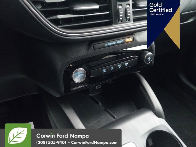 Certified 2025 Ford Escape Platinum image 19