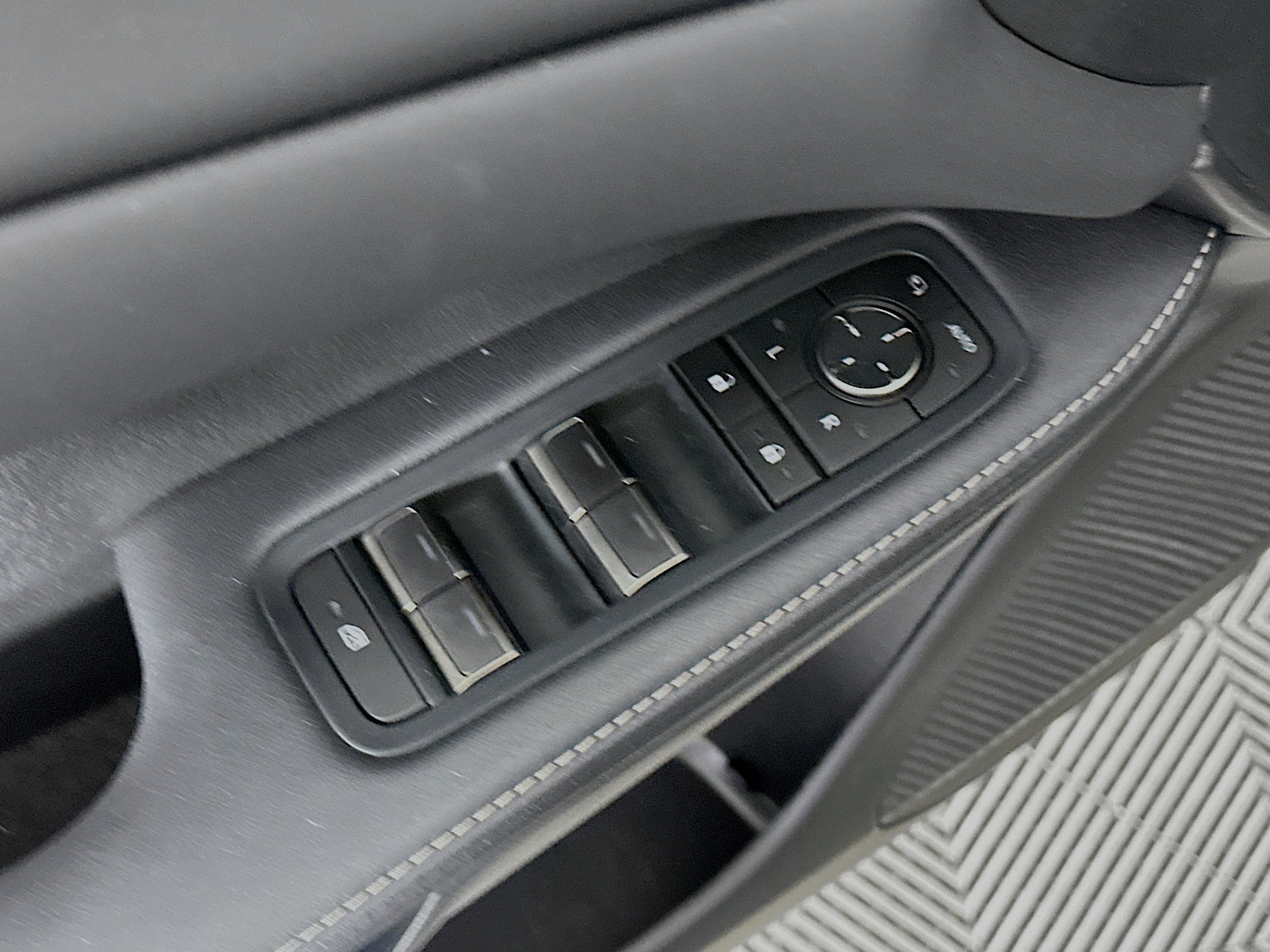 Used 2024 Lexus RX 350 AWD image 18