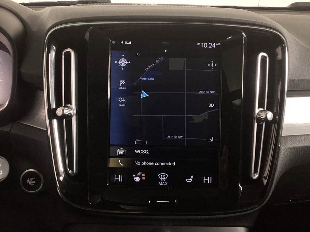 Used 2021 Volvo XC40 T5 Momentum w/ Premium Package image 30