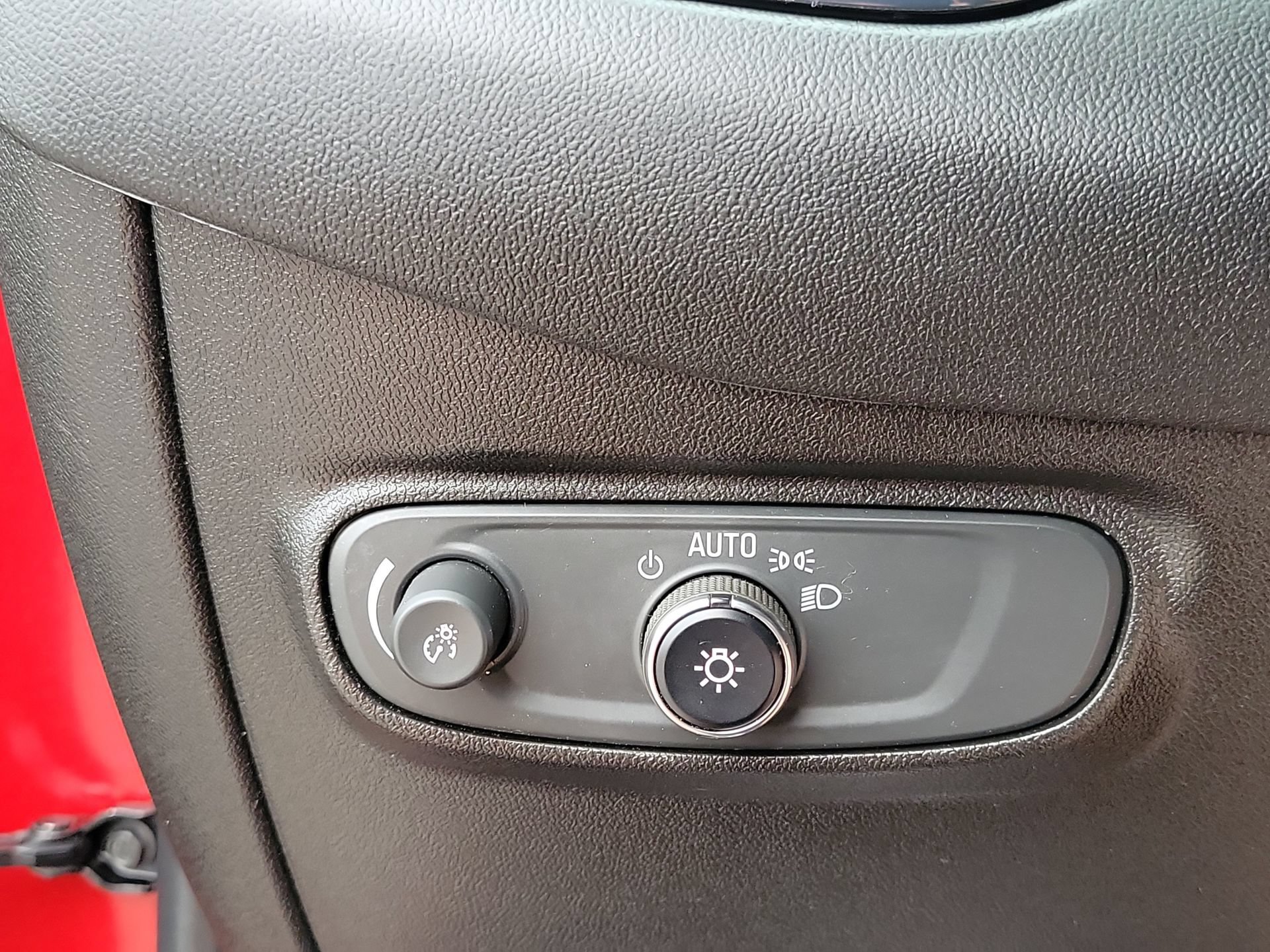 Used 2022 Chevrolet Equinox RS FWD image 7