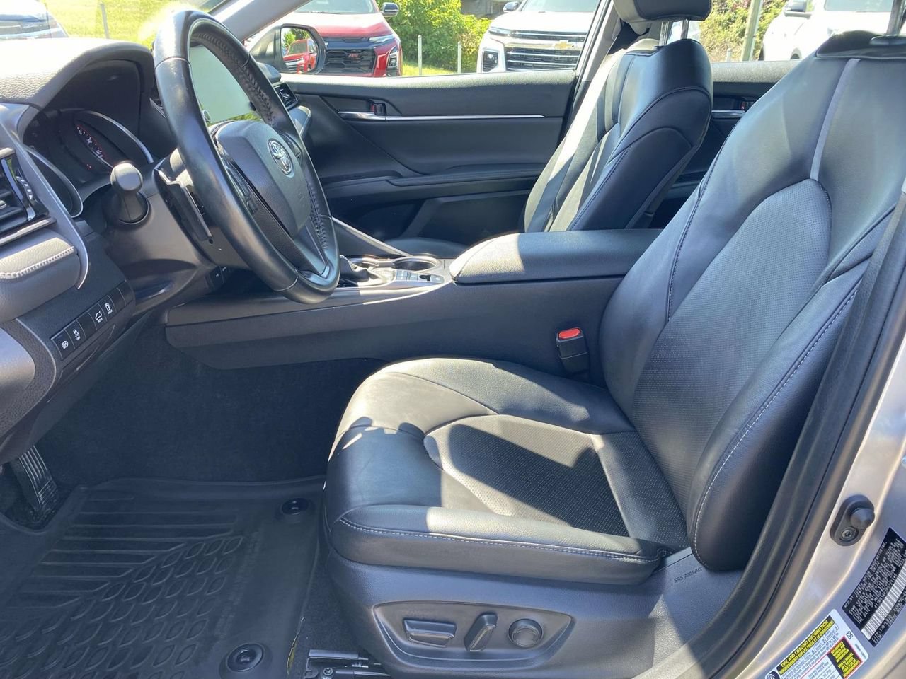 Used 2023 Toyota Camry XSE FWD image 14