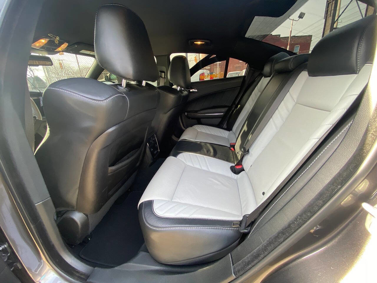 Used 2023 Dodge Charger SRT Hellcat w/ Harman/Kardon Audio Group image 18