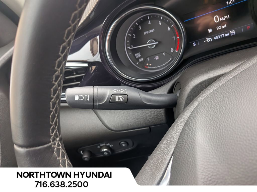 Used 2021 Buick Encore GX Select image 26