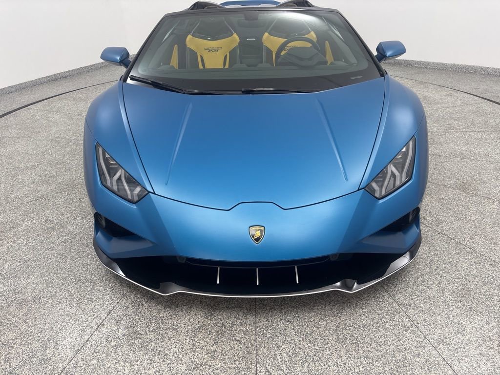Used 2020 Lamborghini Huracan EVO image 28