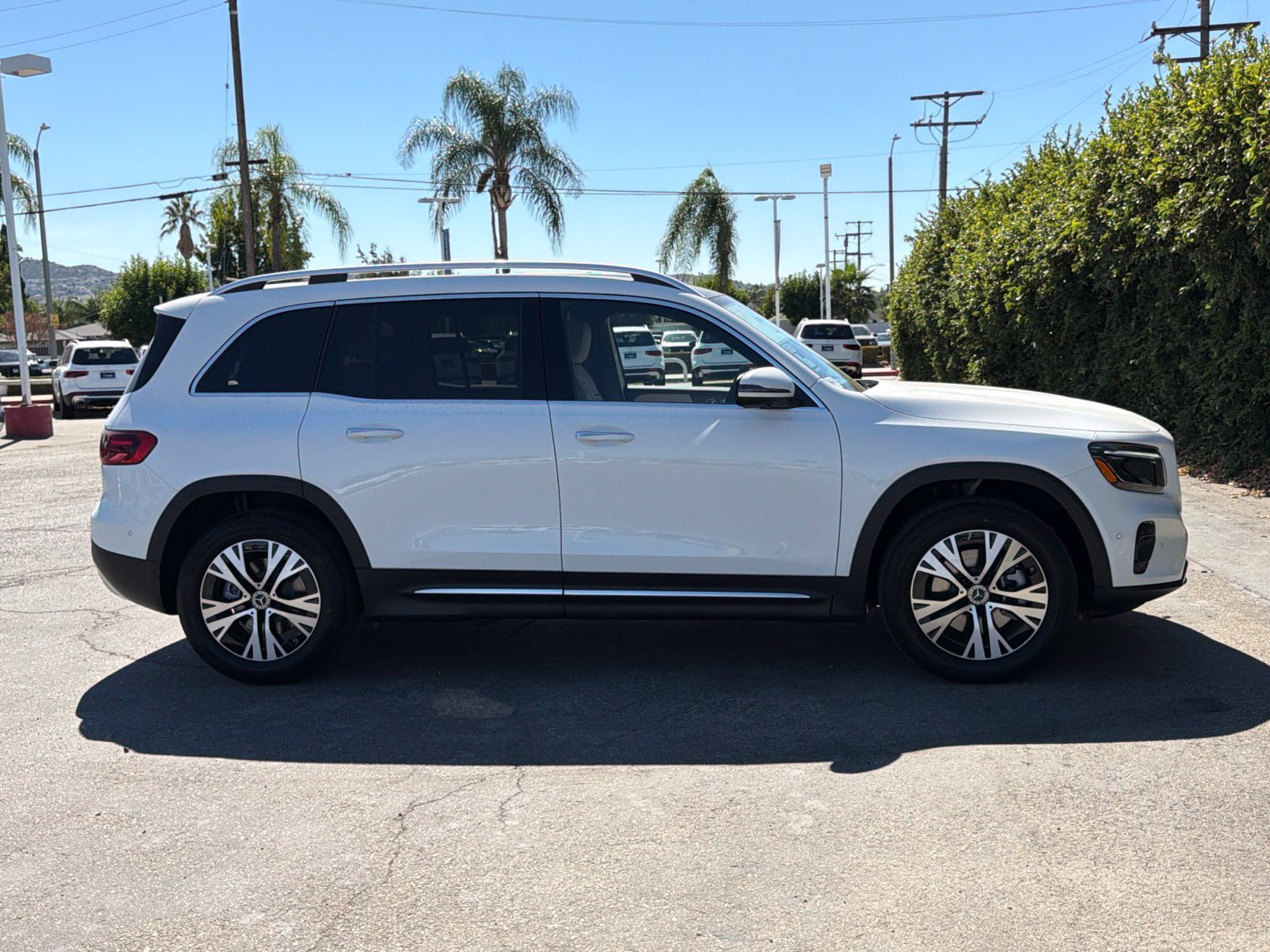 New 2026 Mercedes-Benz GLB 250 4MATIC image 12