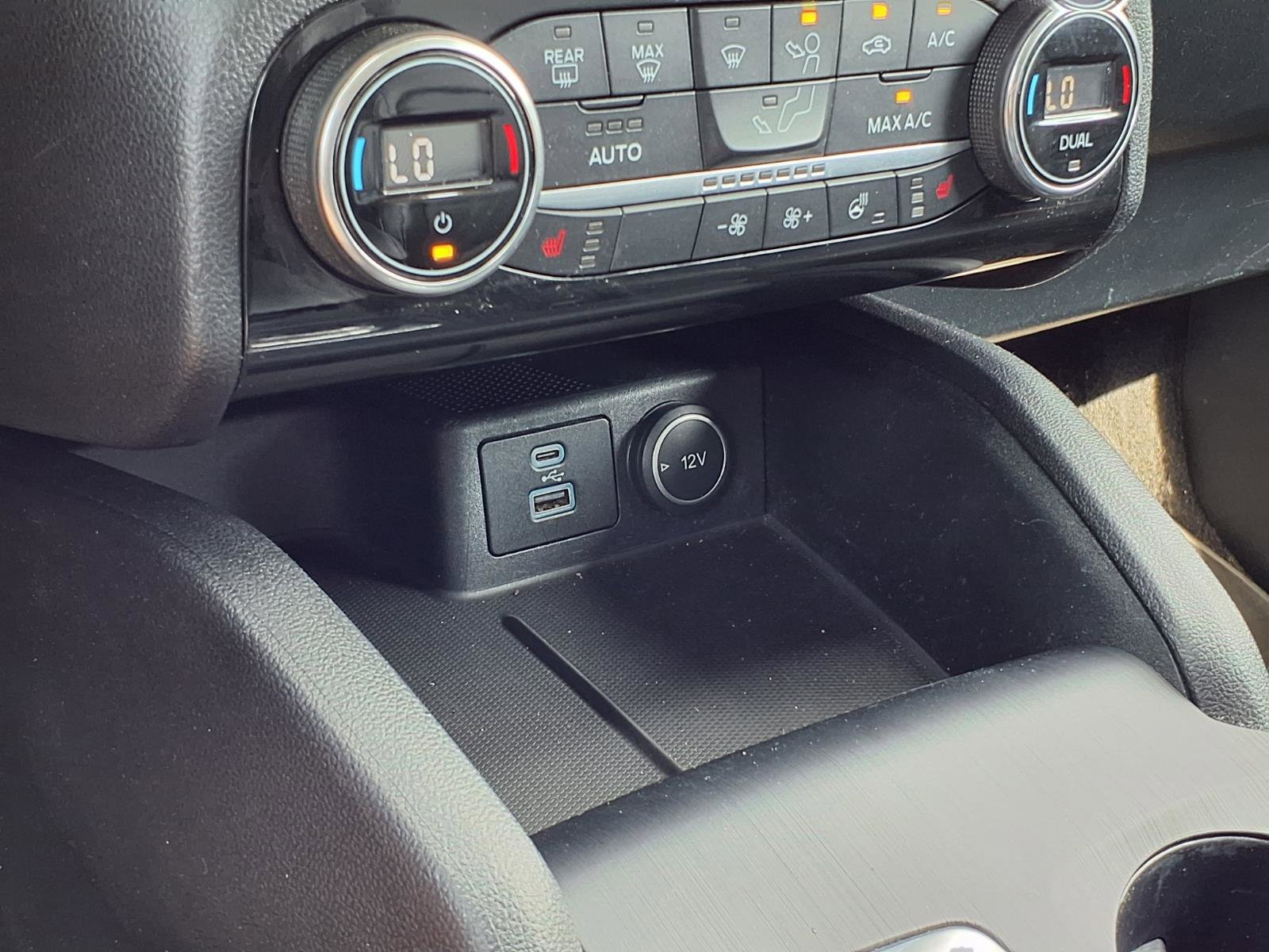 Used 2021 Ford Escape SEL AWD/4WD image 14