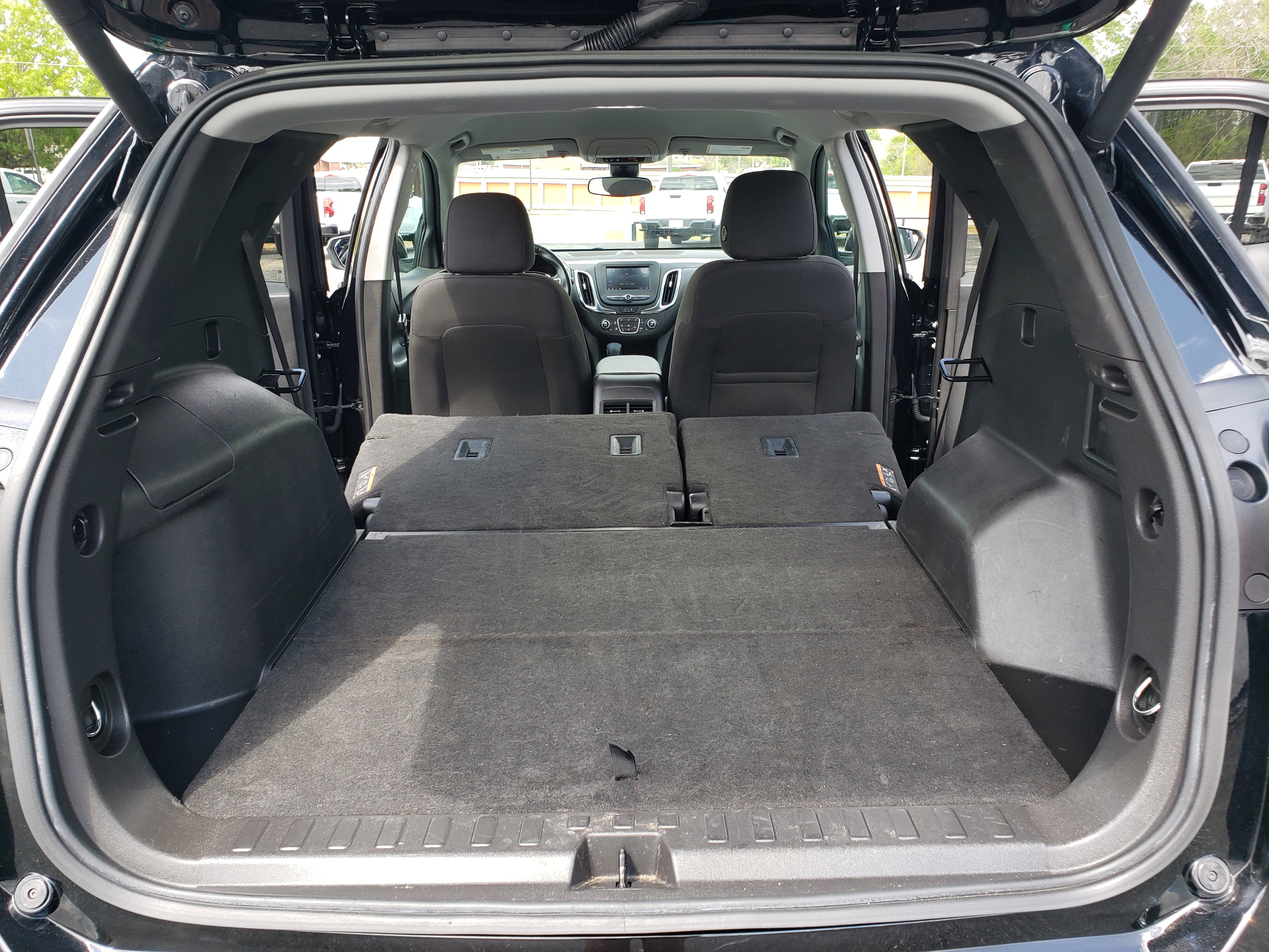 Used 2022 Chevrolet Equinox LT w/ Driver Convenience Package image 12