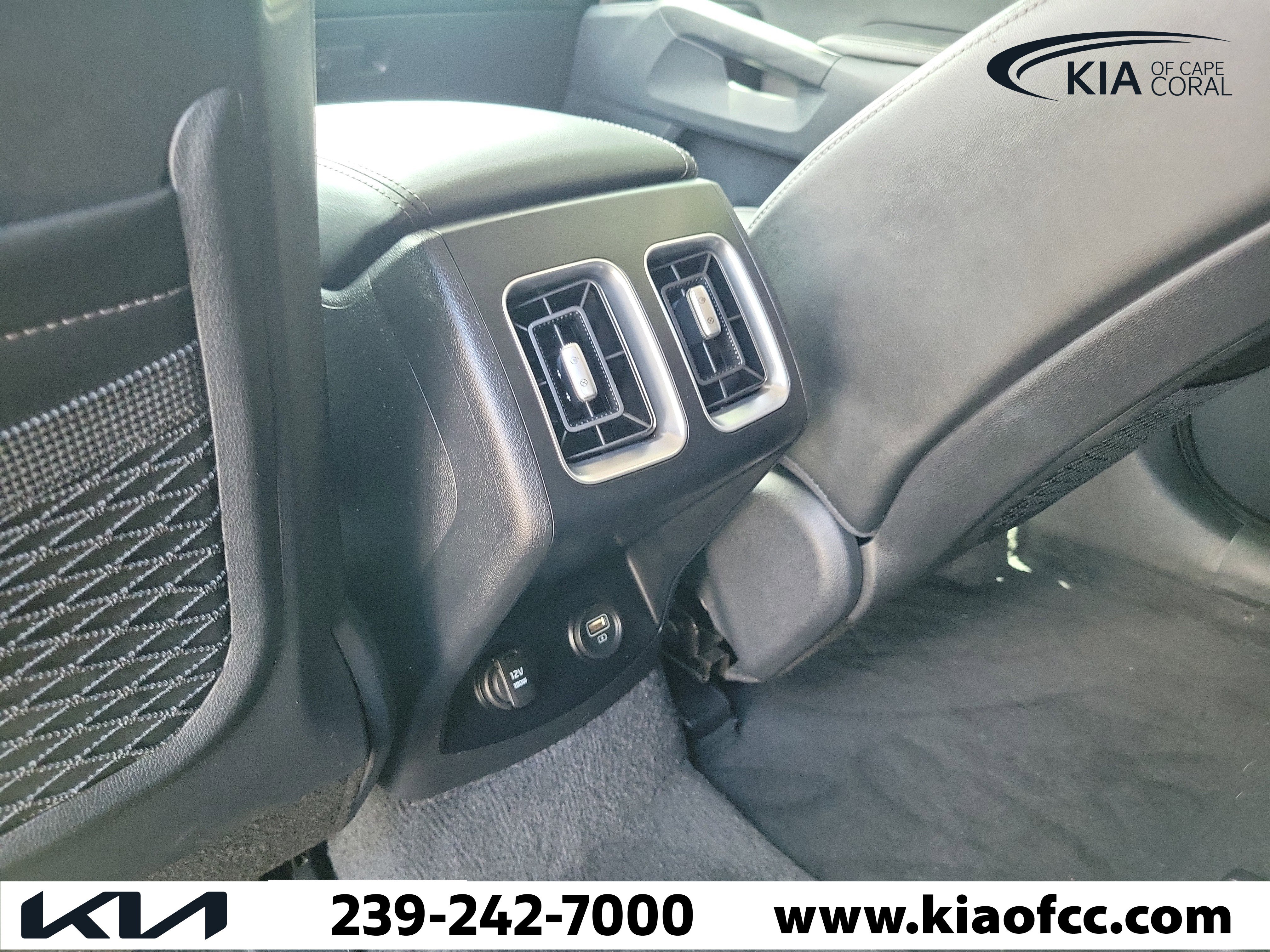 Used 2022 Kia Sorento S w/ Panoramic Sunroof Package FWD image 14