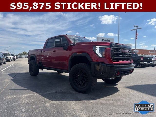 Used 2025 GMC Sierra 2500 AT4X image 1