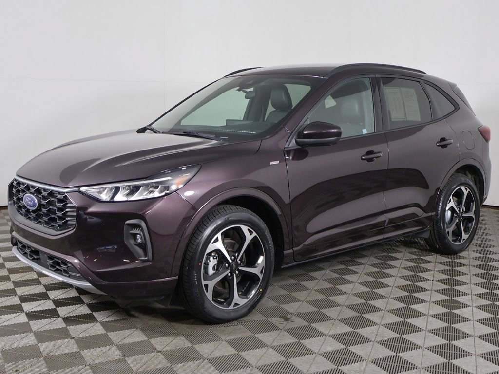 Used 2023 Ford Escape ST-Line Select w/ Tech Pack #2 AWD/4WD image 7