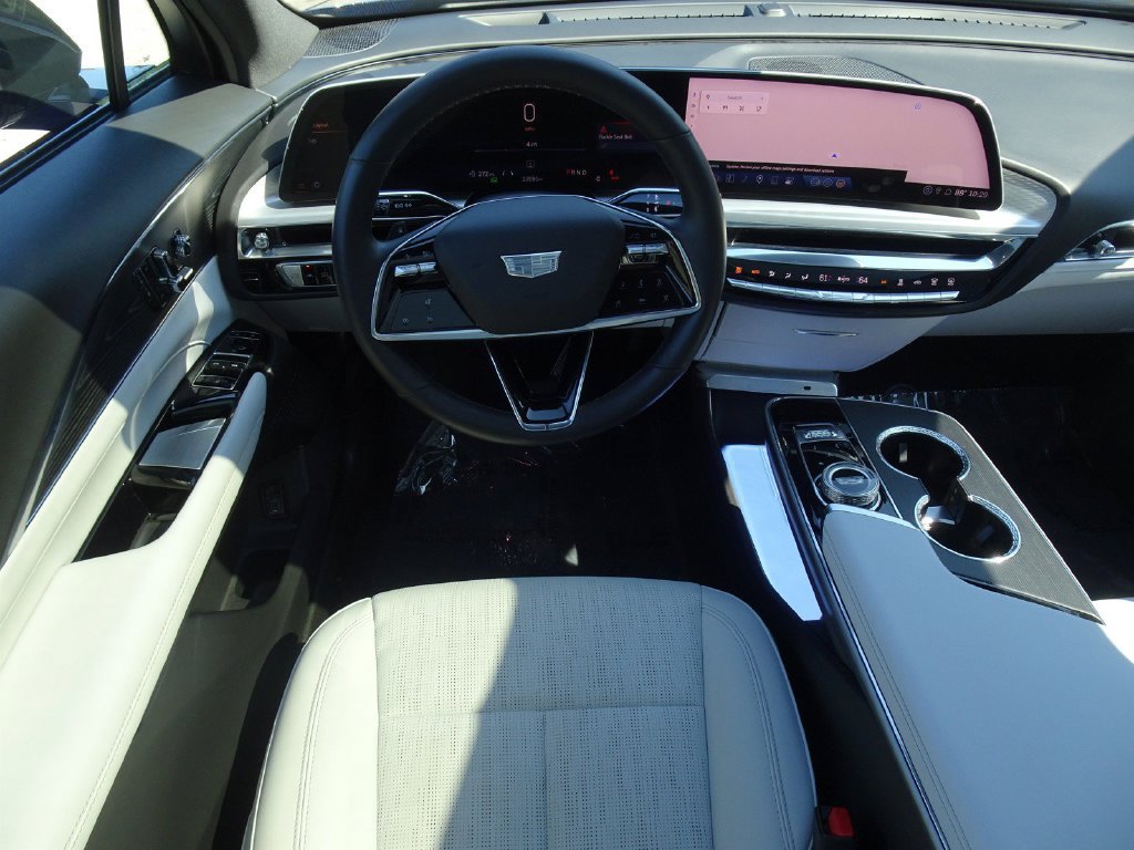 Certified 2024 Cadillac Lyriq Luxury w/ LPO, Floor Liner Package AWD/4WD image 12
