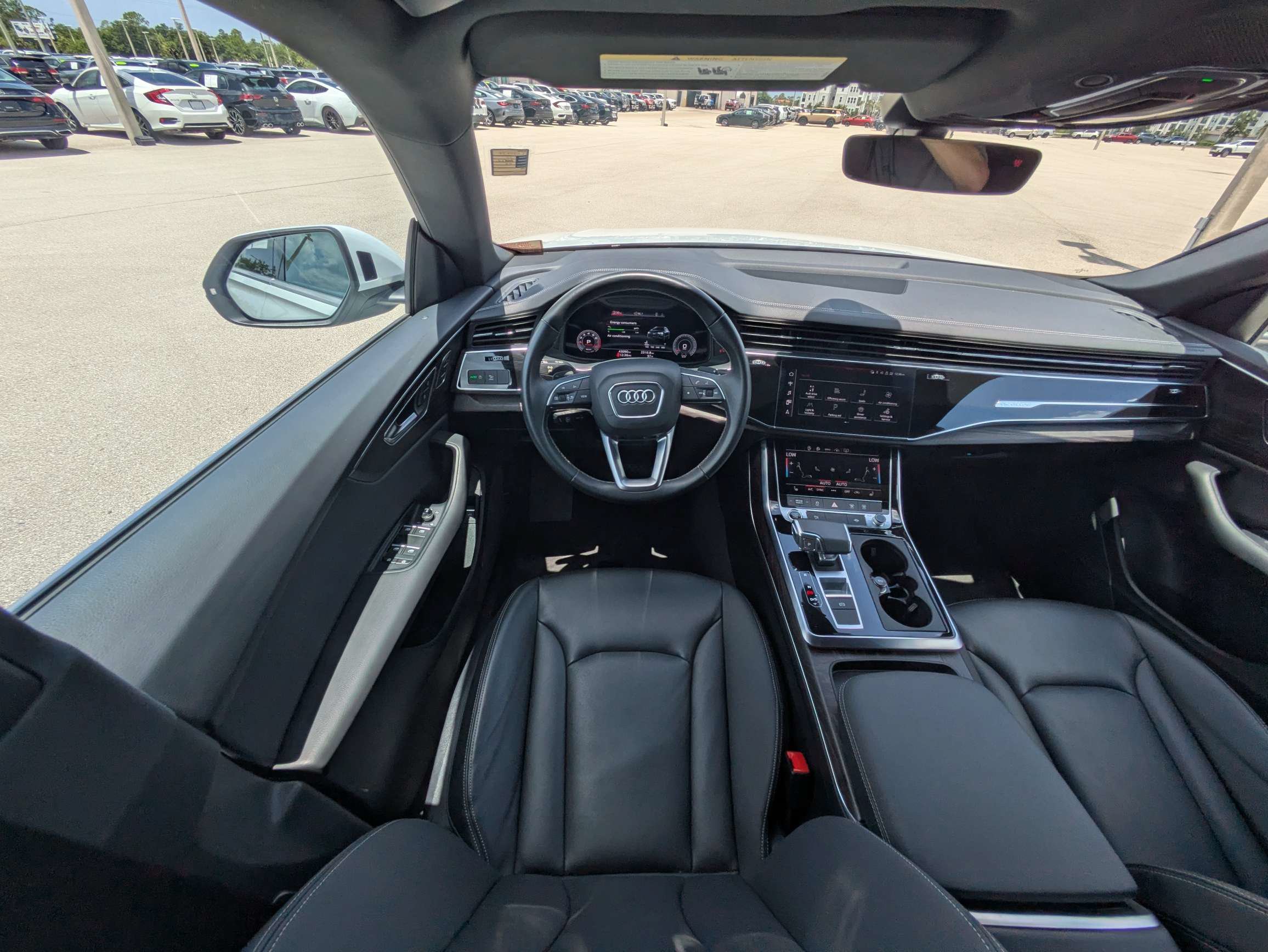 Used 2023 Audi Q8 Premium AWD/4WD image 19