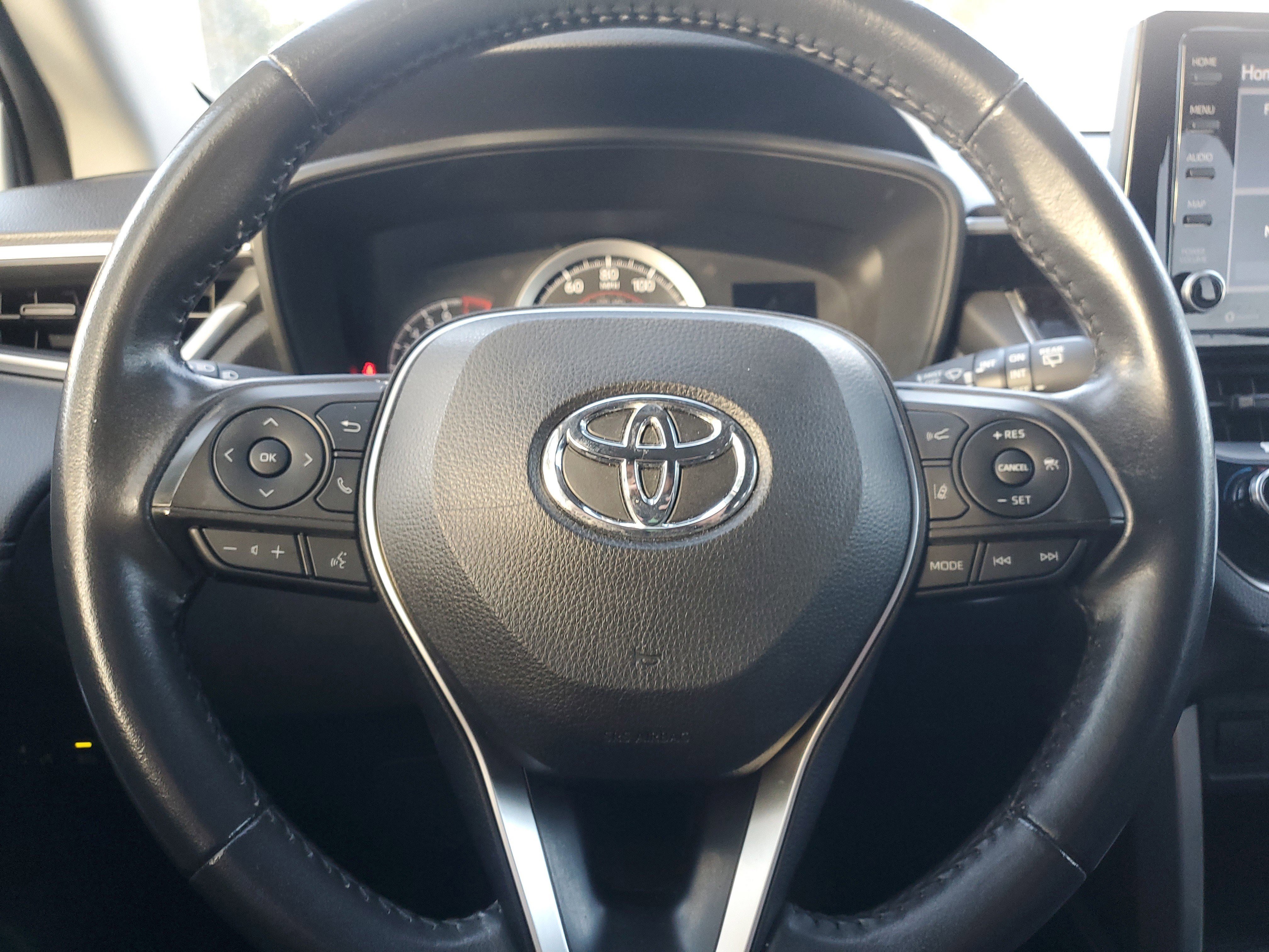 Used 2022 Toyota Corolla Cross LE image 20