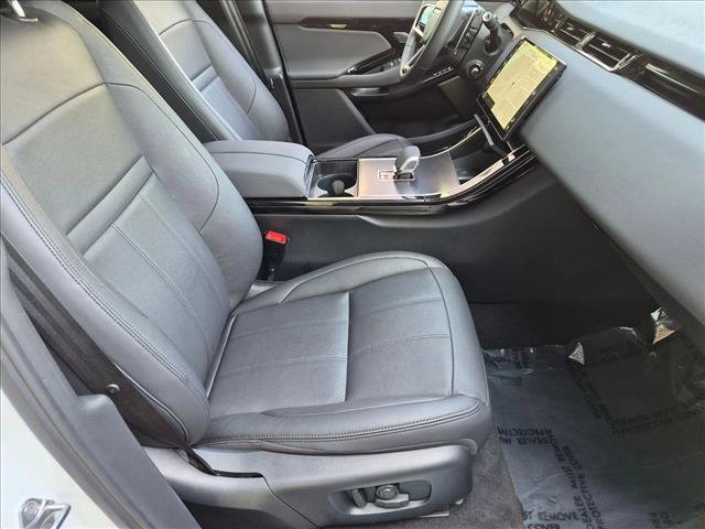 Used 2026 Land Rover Range Rover Evoque Dynamic SE AWD/4WD image 21
