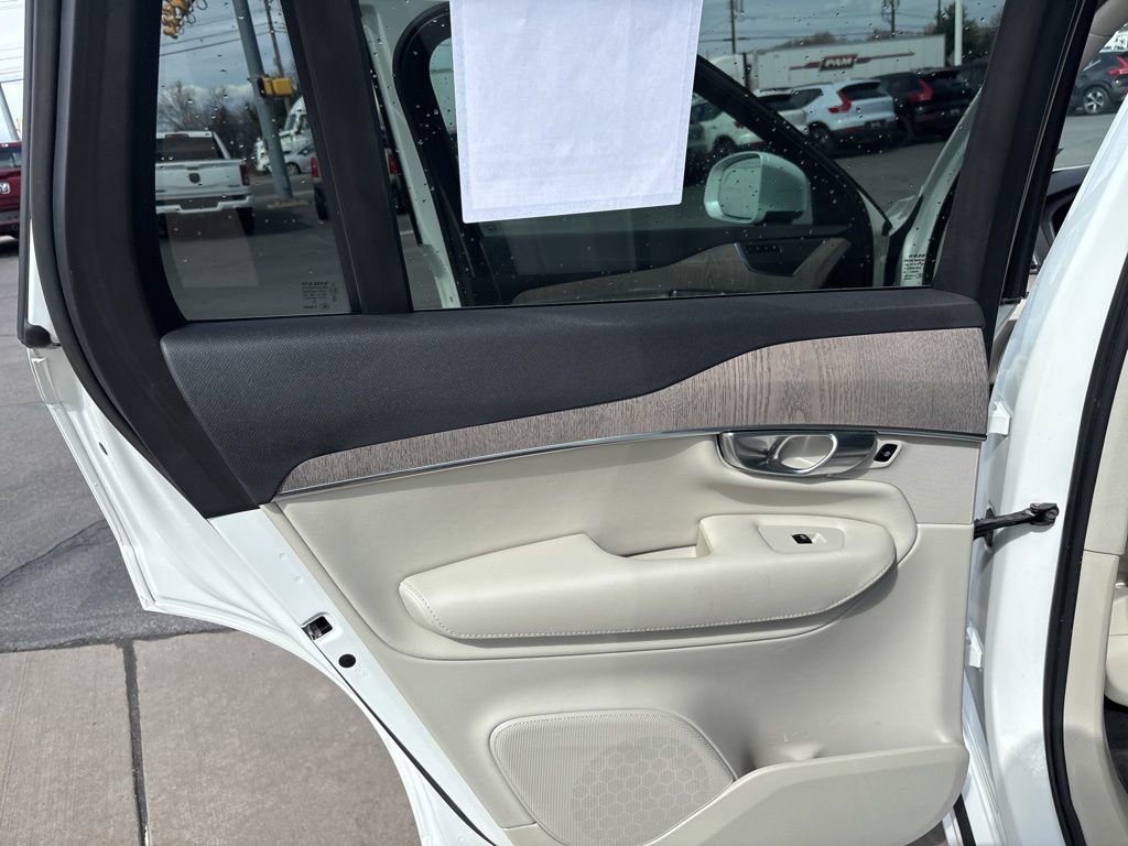 Certified 2023 Volvo XC90 B6 Plus w/ Protection Package Premier image 31