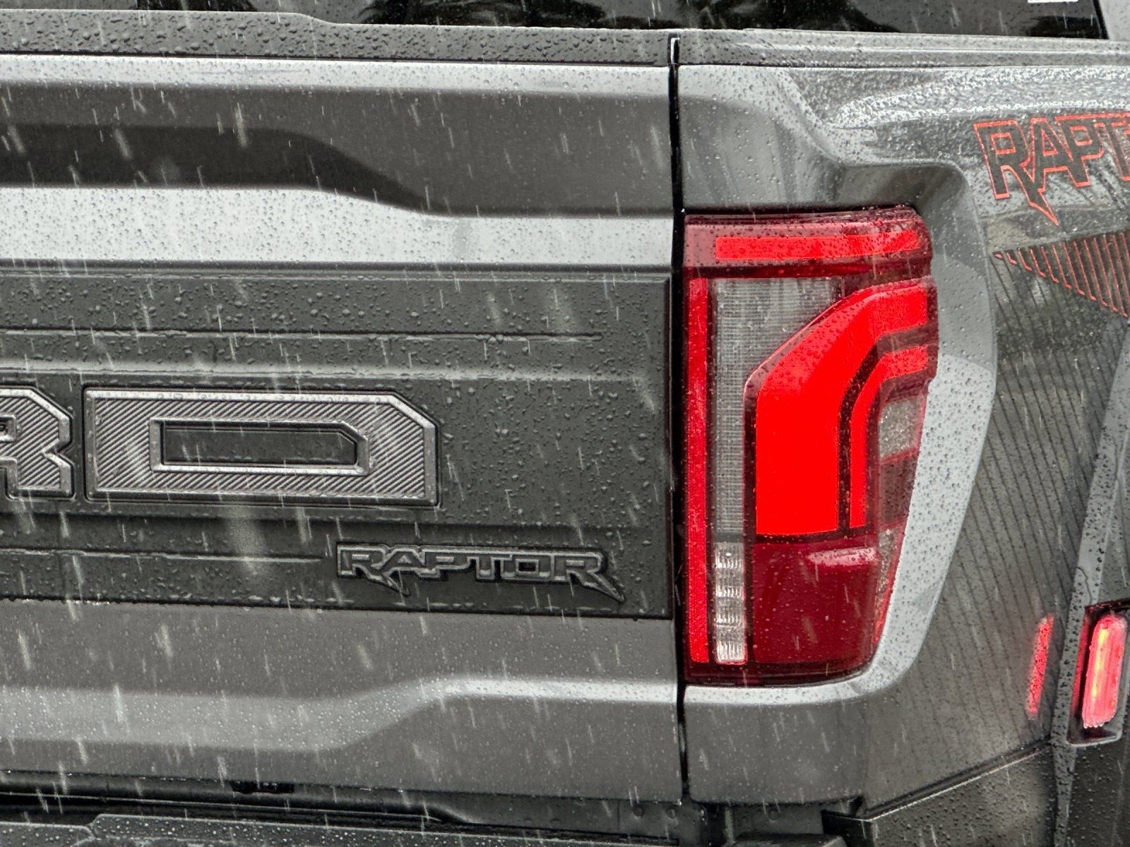 Used 2024 Ford F150 Raptor image 32